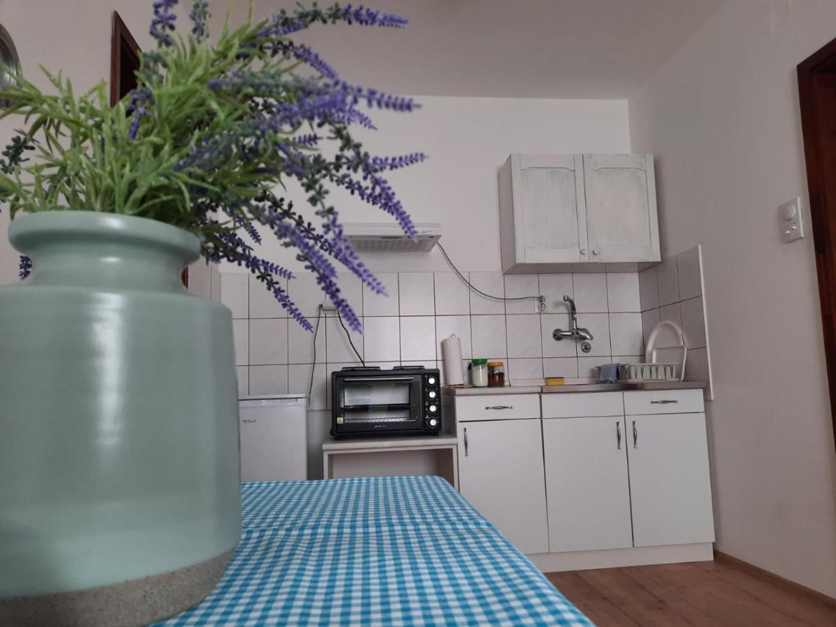 Apartmani Sunflower Sremski Karlovci Exterior foto